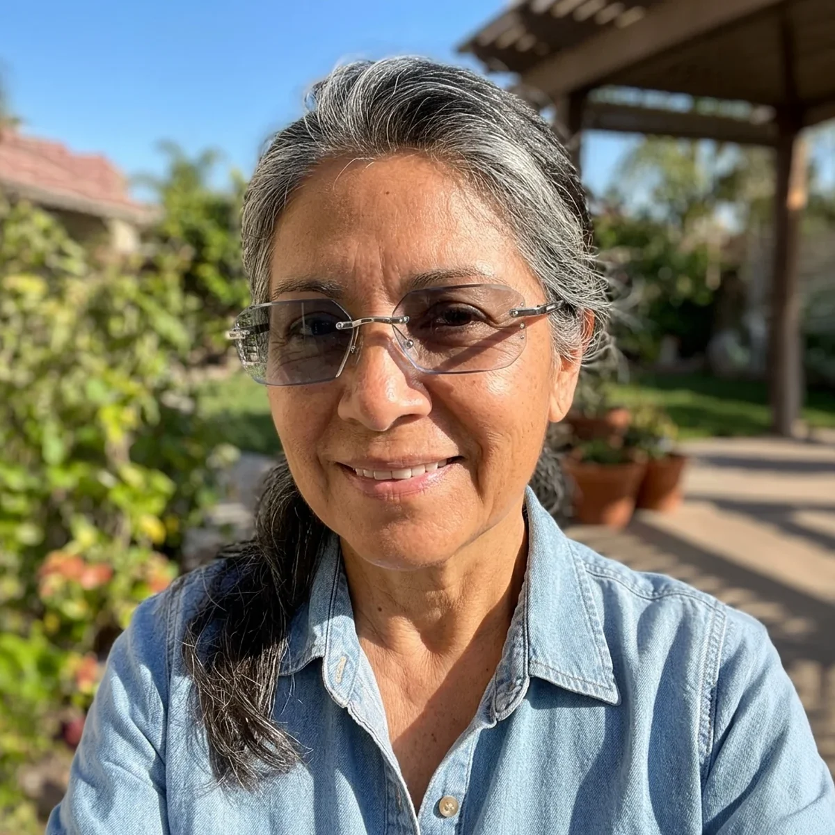 BlueLume Glasses users  Patricia W.